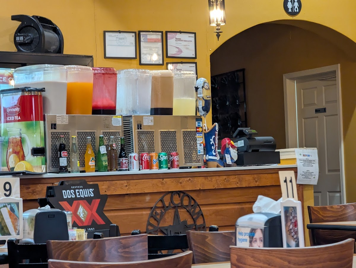 Mexican Restaurant El Tejas Bar & Grill